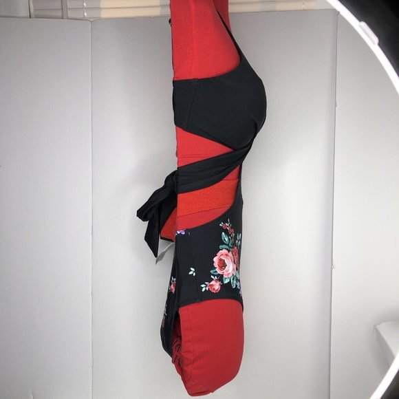 NWT CUPSHE Black Floral Wrap Cutout 1 Piece Bathing Suit Swimsuit Sz S Tie Back - Picture 9 of 14